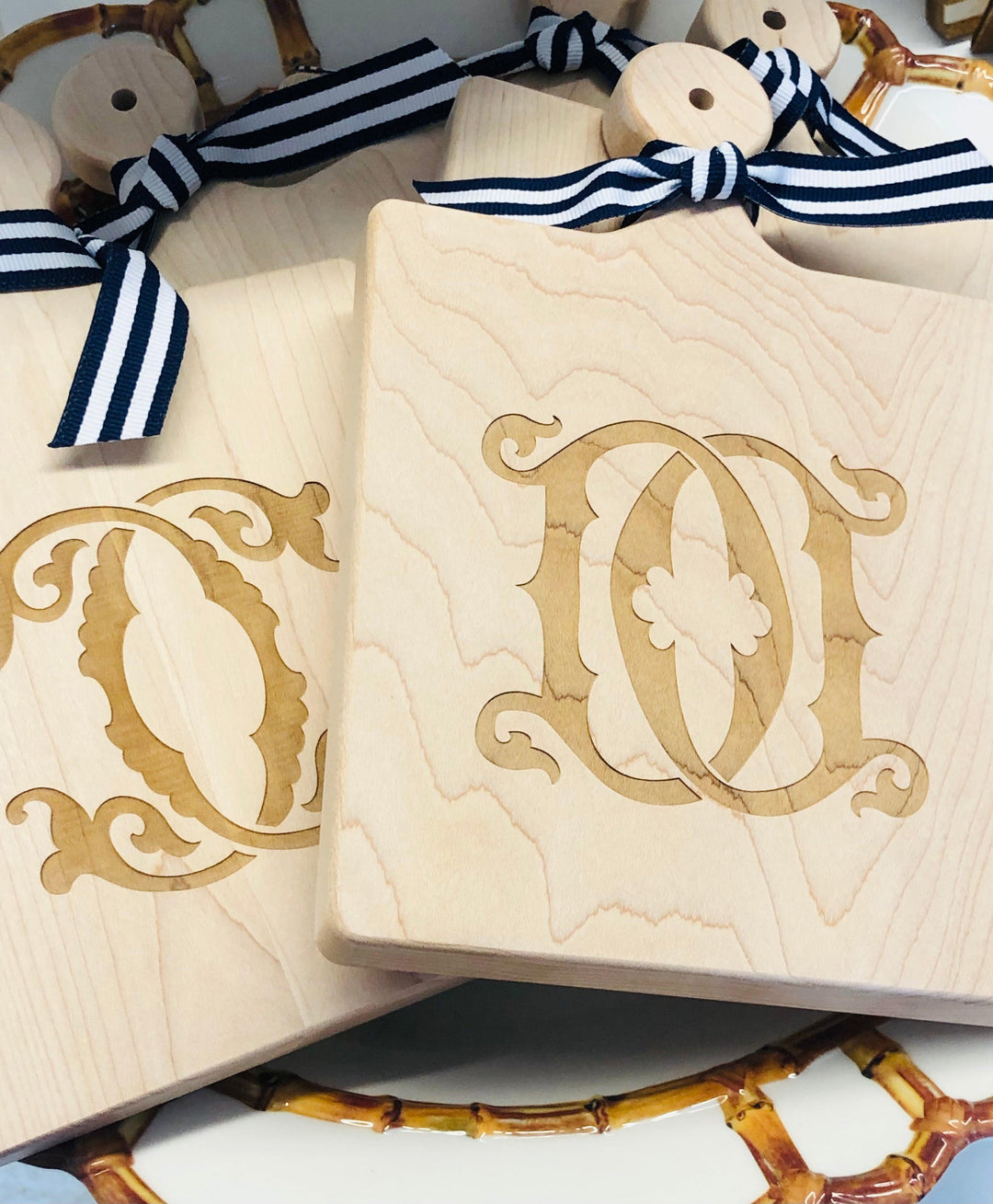 Single Letter Monogrammed Cutting Board - The Orange Iris
